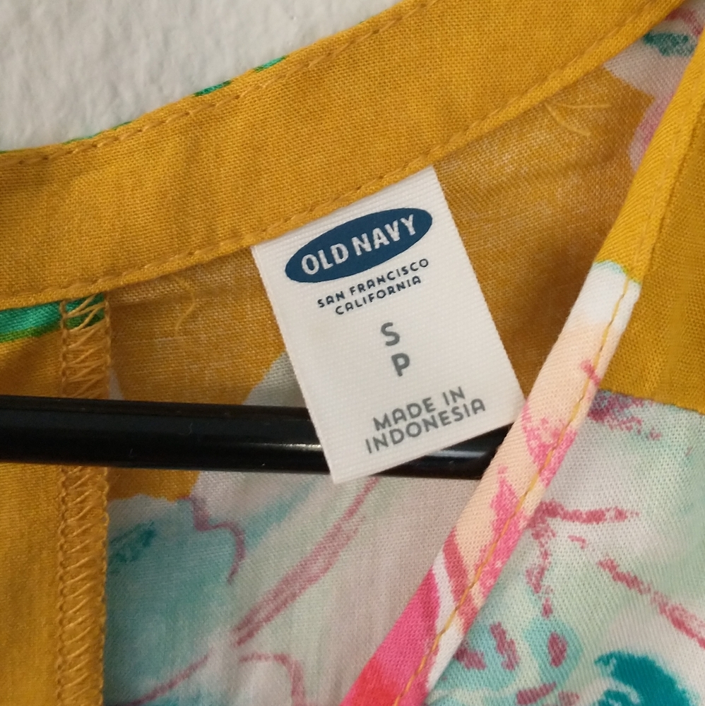 Yellow Floral Print Sleeveless Tunic Tank Top - Picture 10 of 10